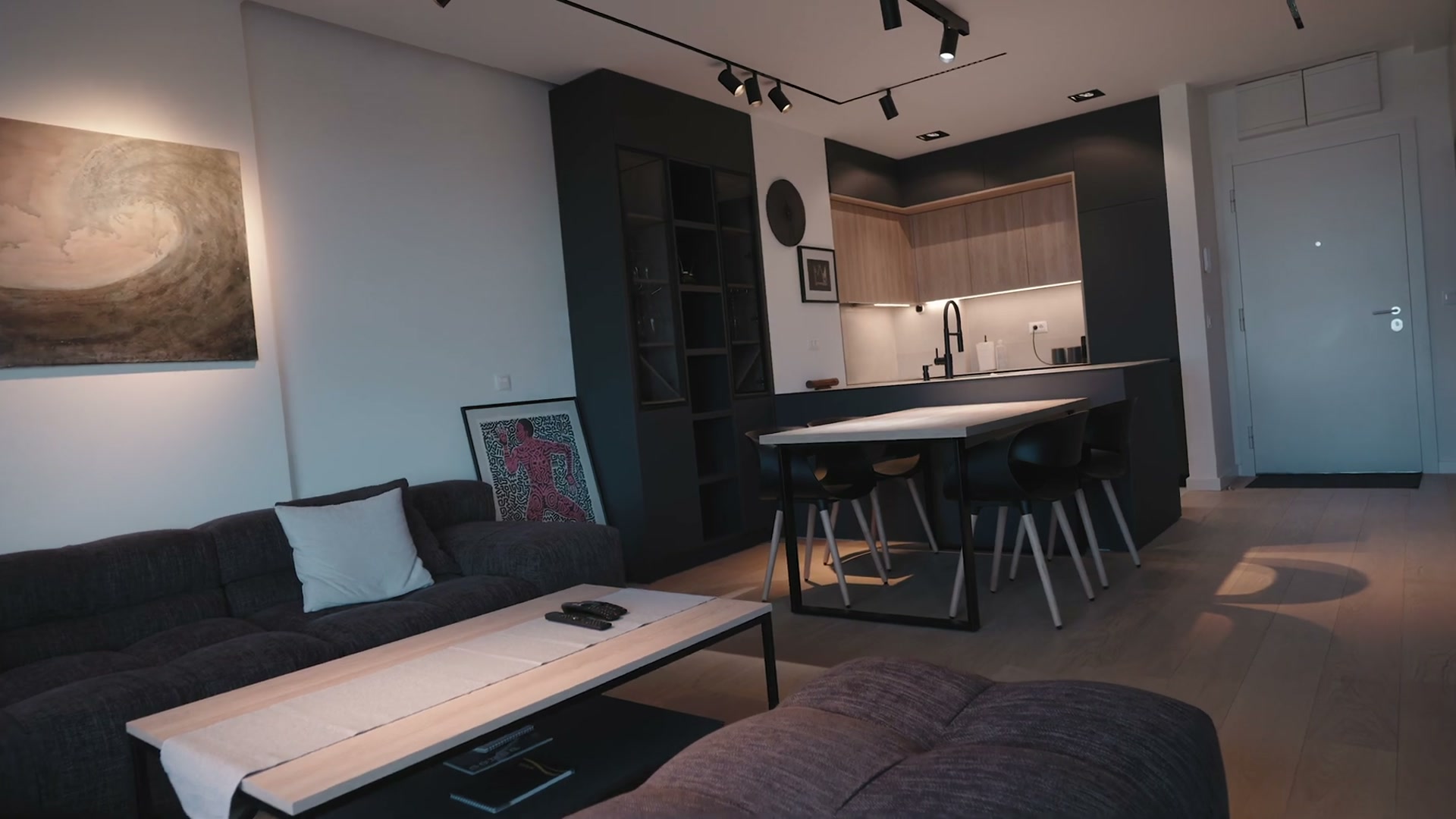 K District Apartment
